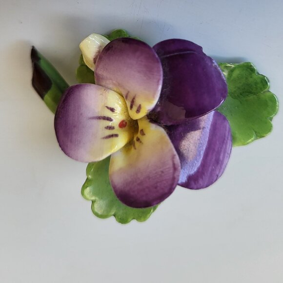 VINTAGE CARA CHINA BROOCH - Picture 7 of 7